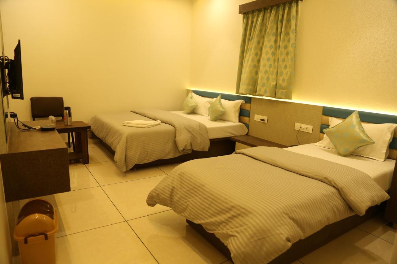 Hotel Bhagyoday Limodara Exterior photo