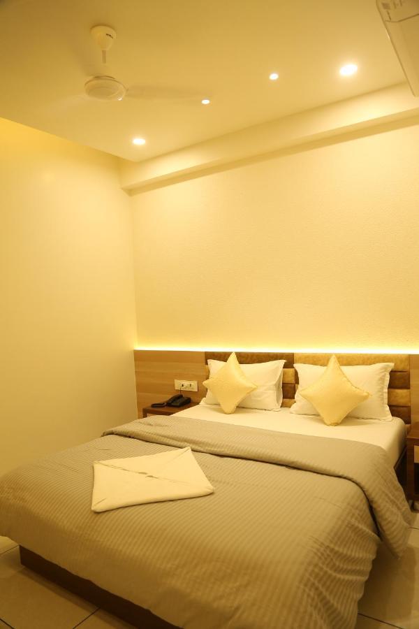 Hotel Bhagyoday Limodara Exterior photo